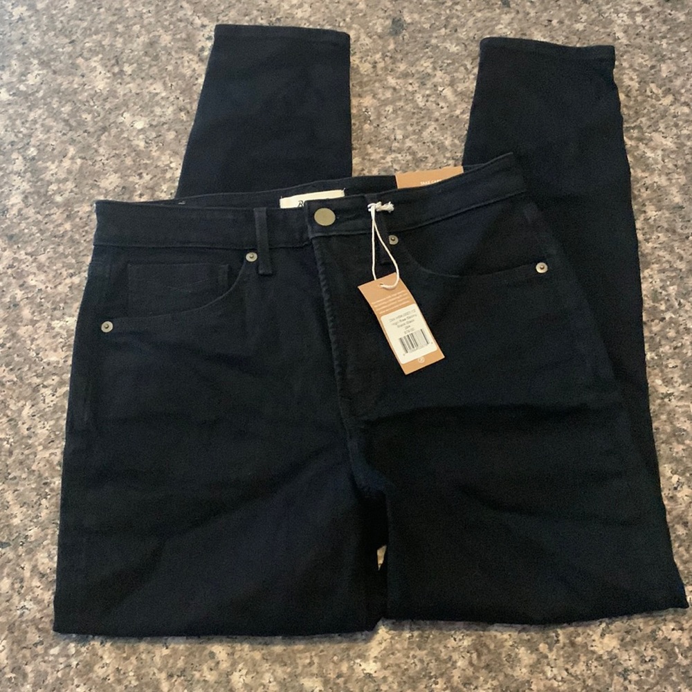 High Rise Black Skinny Jean